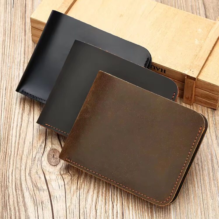Vintage Crazy Horse Genuine Leather Men's Bifold Short Wallet: Credit Card Holder & Money Bag